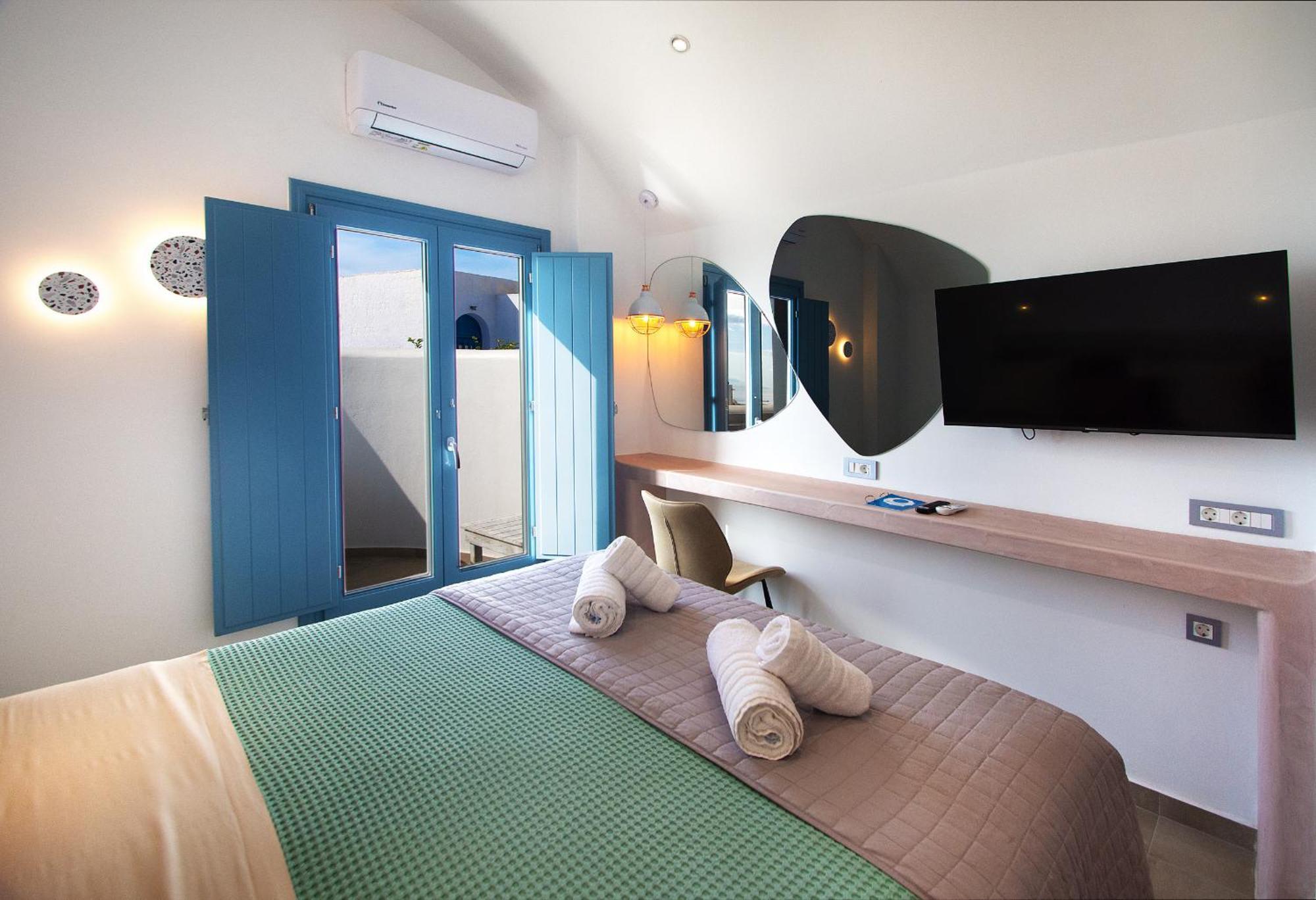 Aegean Blue Suites Pýrgos Eksteriør billede