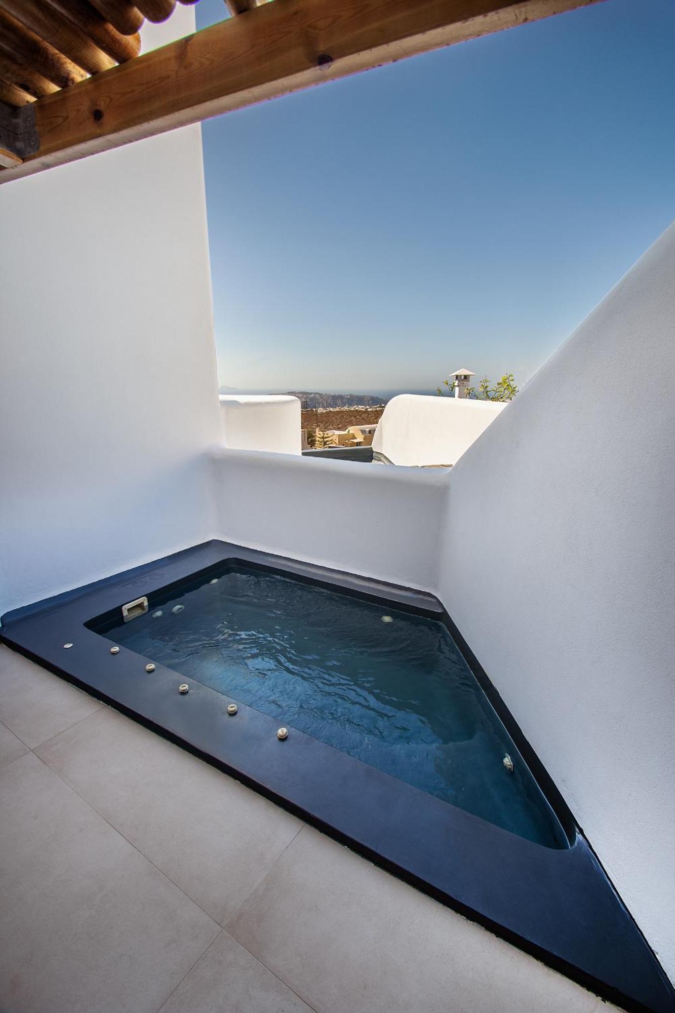 Aegean Blue Suites Pýrgos Eksteriør billede